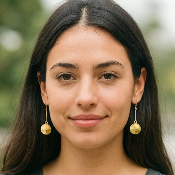 Jewelry - NEW Rhinestone Gold Tone Earrings